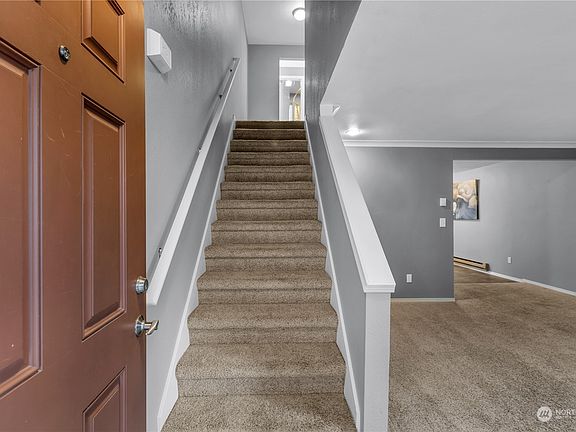 3rd image of 12014 113th Avenue Ct E #17