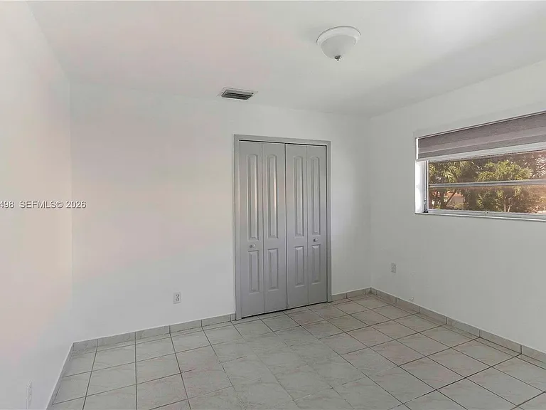 642 E 2nd Ave #A — Photo 7