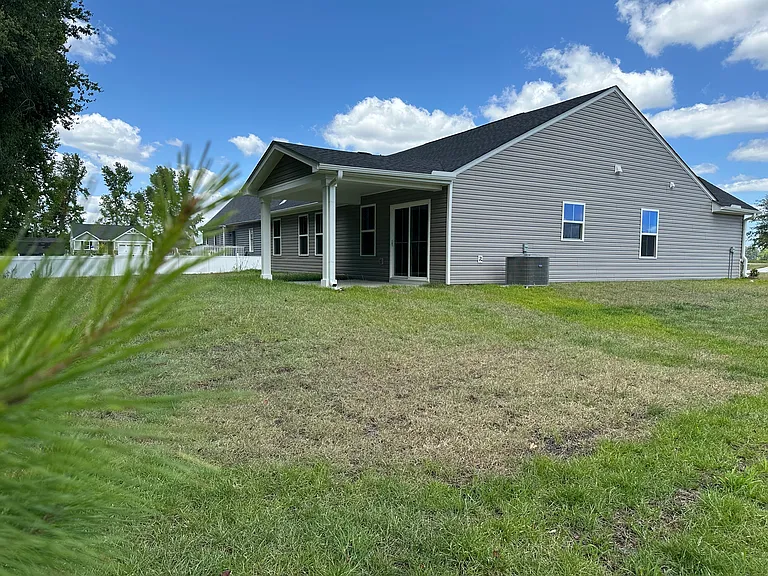 9 Deerfield Ln — Photo 5