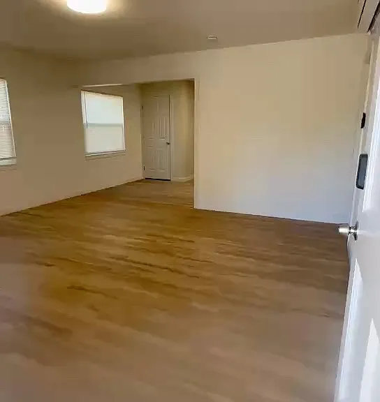 707 W Shields Ave #1 — Photo 10