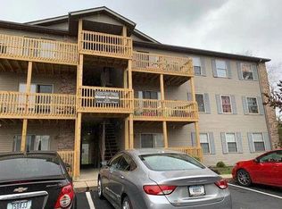 3230 E John Hinkle Pl #F, Bloomington, IN