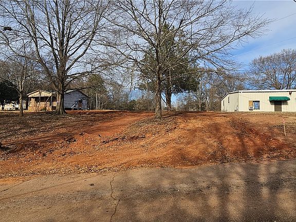3rd image of 265 Reese Ave