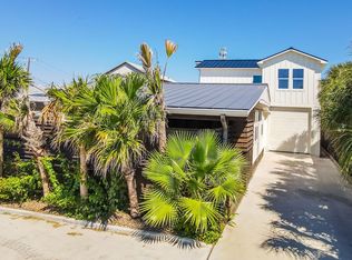 140 W Roberts Ave, Port Aransas, TX 78373