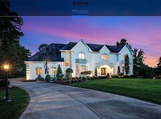204 Snowberry Cir, Venetia, PA