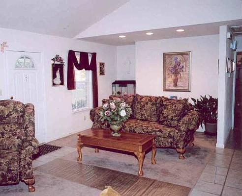 2nd image of 5526 GREEN GROVE