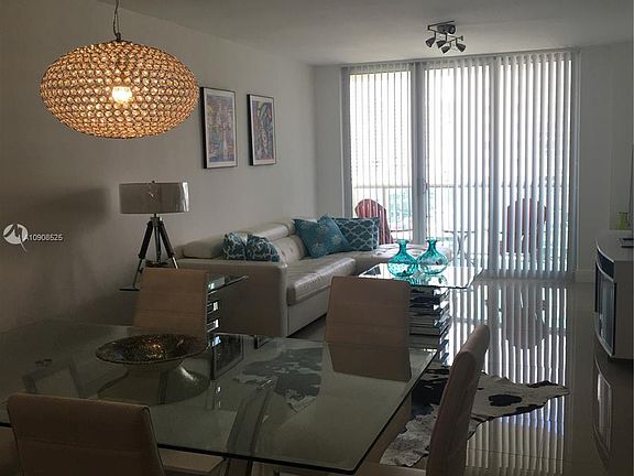4th image of 19370 Collins Ave APT 1104