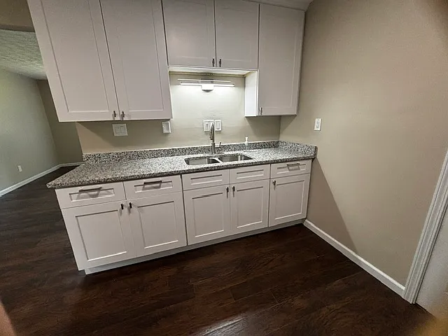 280 Granville St #B — Photo 6