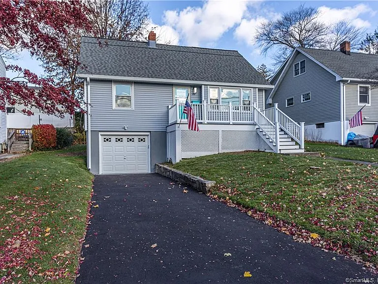 78 Rena Pl — Photo 25