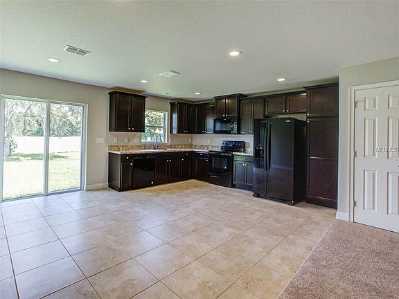 3rd image of 159 Eloise Oaks Dr