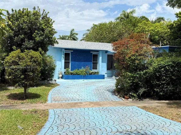 2247 NW 69th Ave, Sunrise, FL 33313
