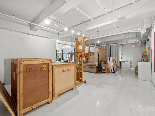 450 West 31st Street image 19 of 21