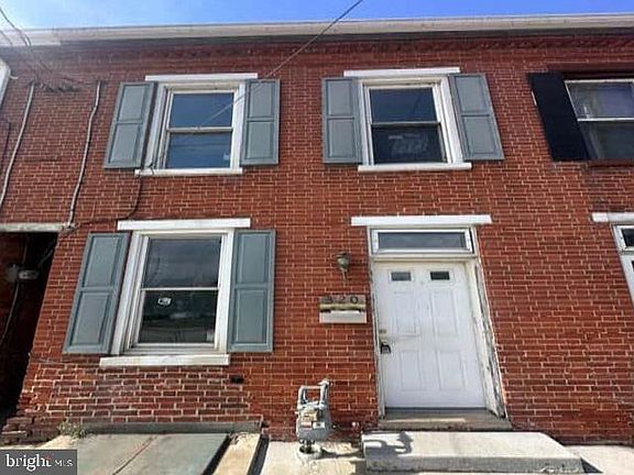 2nd image of 320 S Front St