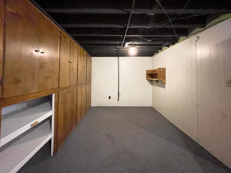 225 S College Ave — Photo 26