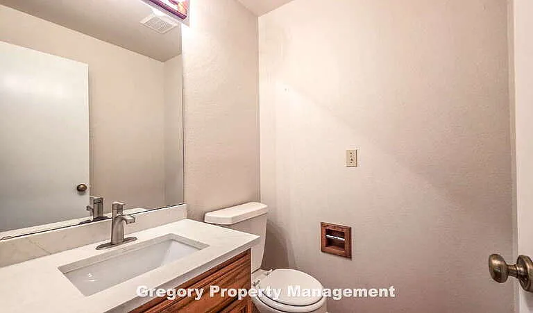 16316 NE 46th Ct — Photo 31