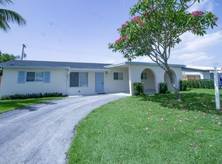 214 SW 3rd St, Boca Raton, FL 33432