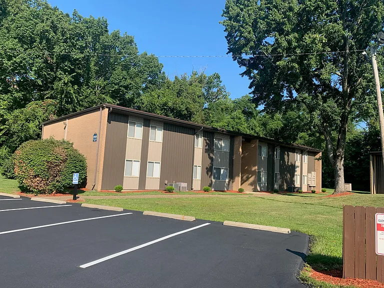 Glenview Apartments — Photo 35