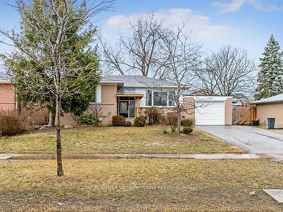 3rd image of 153 Delrex Blvd