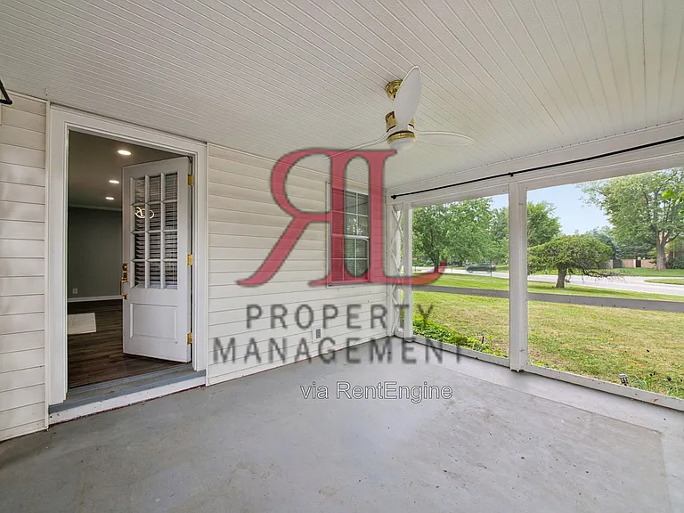 85 Eastmoor Blvd — Photo 8