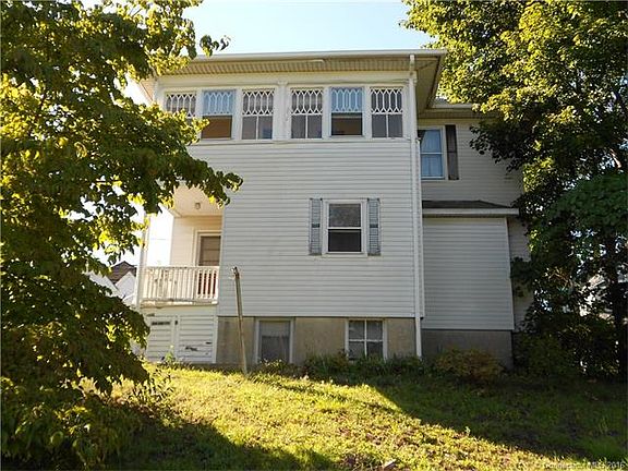 4th image of 58 Sunnyside Ave