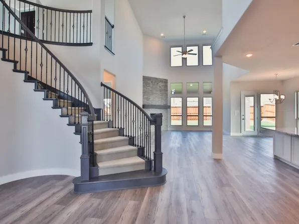 2820 Fountain Park Dr, Celina, TX 75009