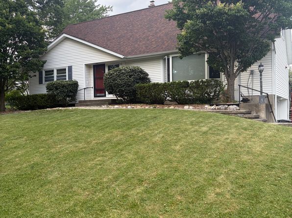 61 Phillips Rd
