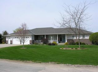 1015 S 4th St, Osage, IA 50461