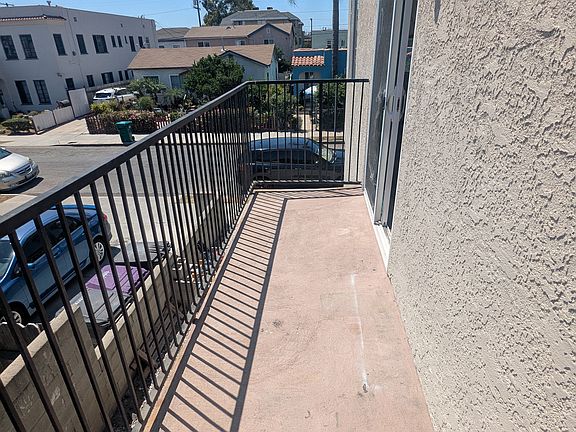 2nd floor balcony