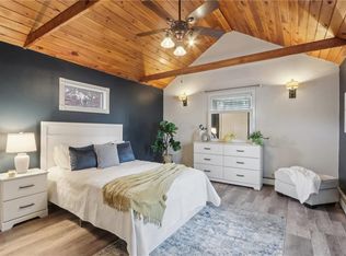 52 Angus St, Coventry, RI 02816