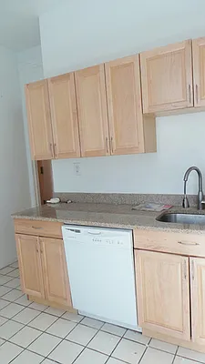 Rented by Aryeh Realty | media 20