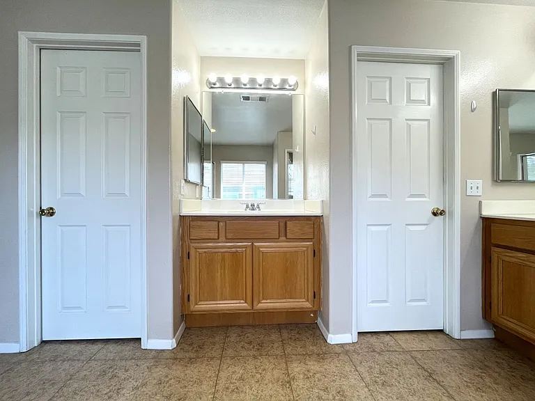 4130 Prairie Dunes Dr — Photo 25