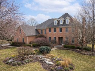 121 Boulder Dr, Lake In The Hills, IL 60156