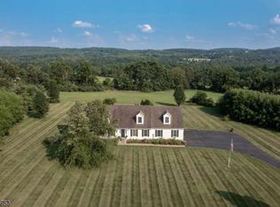 51 Forge Hill Rd, Glen Gardner, NJ 08826