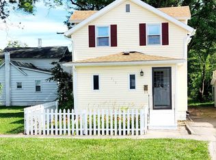 313 Quarry St, Jackson, MI 49201