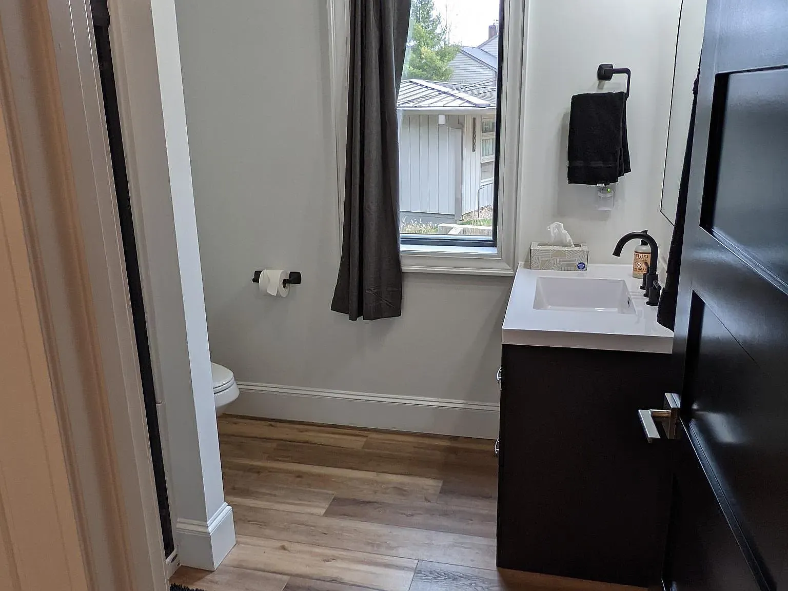 W Maple Dr, Columbus — Photo 4