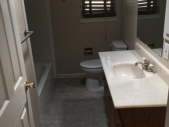 5th image of 4313 Surita St