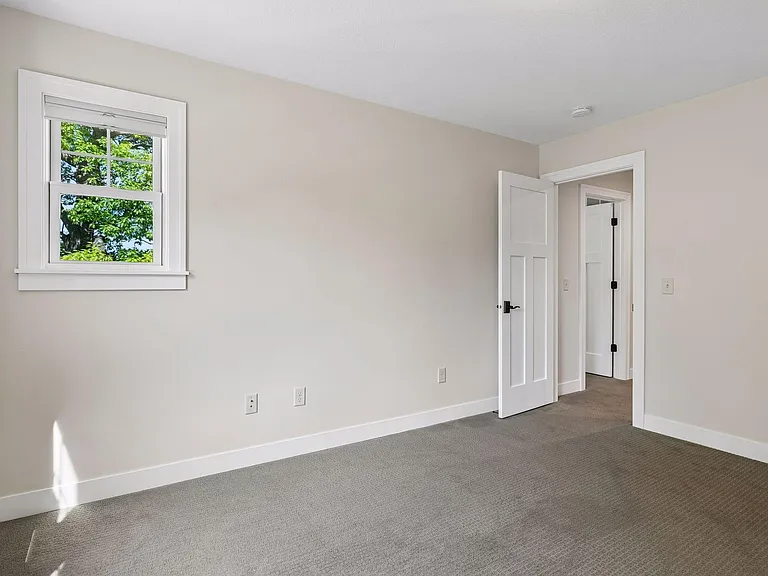 1161 Elmwood Ave — Photo 24