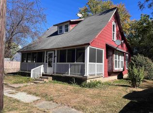 104 N Davis St, Walton, IN 46994