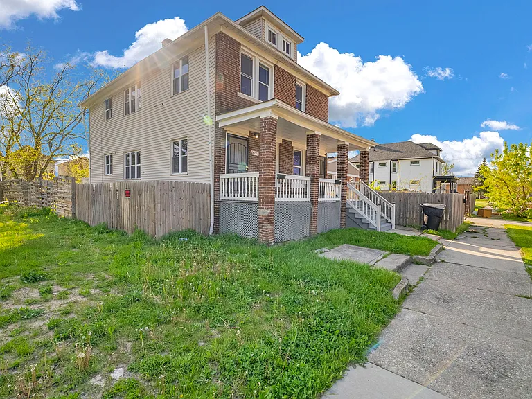 6423 Hazlett St — Photo 36