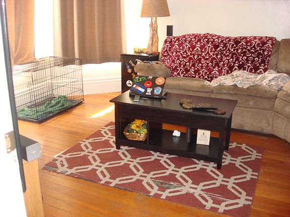 4th image of 2200 E 21st St