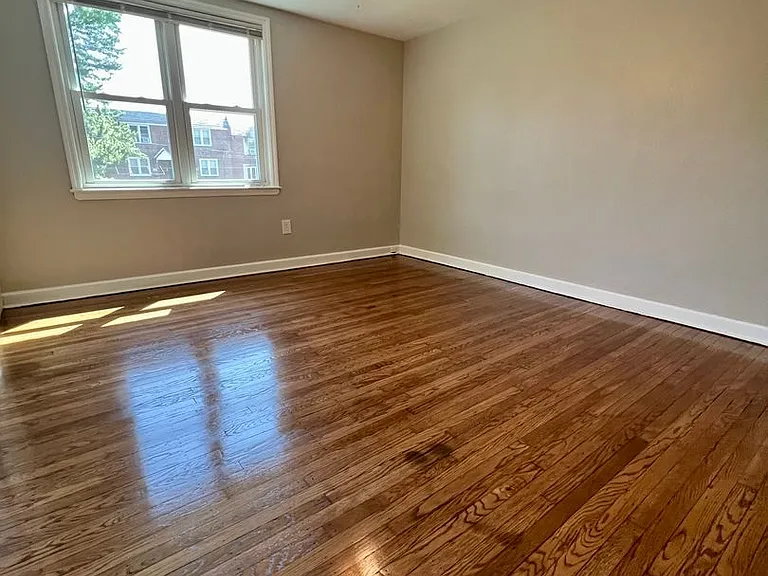 534 S 4th St — Photo 13