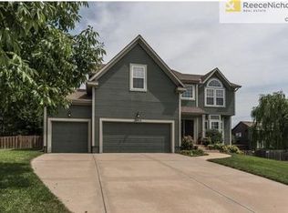20914 W 53rd Ter, Shawnee, KS 66218