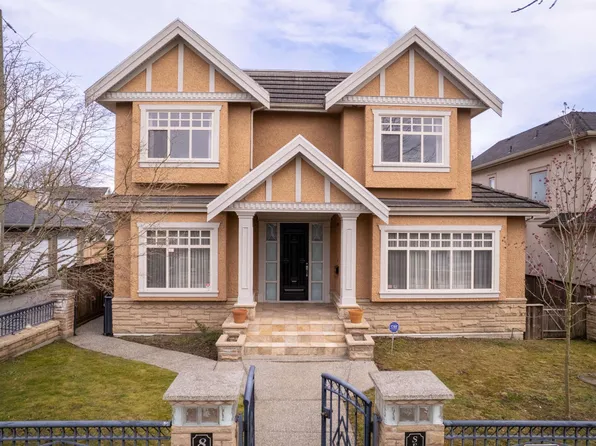 8038 Selkirk St, Vancouver, BC V6P 4H7