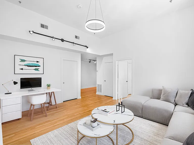 716 Madison St #204 — Photo 4