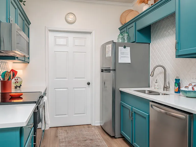 1257 Louisville St #19 — Photo 9