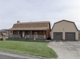 144 Red Dog Rd, Acme, PA 15610