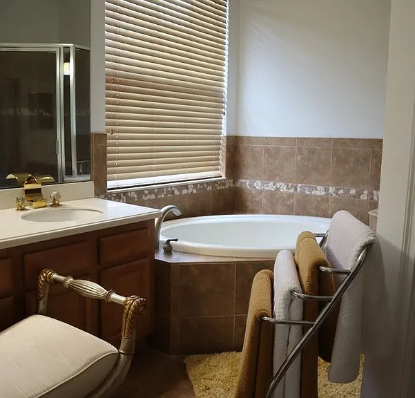 305 Villa Sorrento Cir — Photo 3