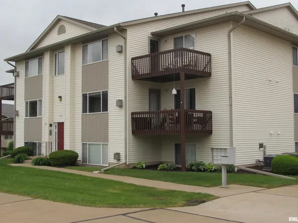 4186 Fairview Dr APT 5, Bettendorf, IA 52722