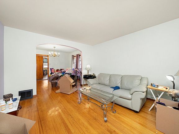 2nd image of 10947 S Peoria St