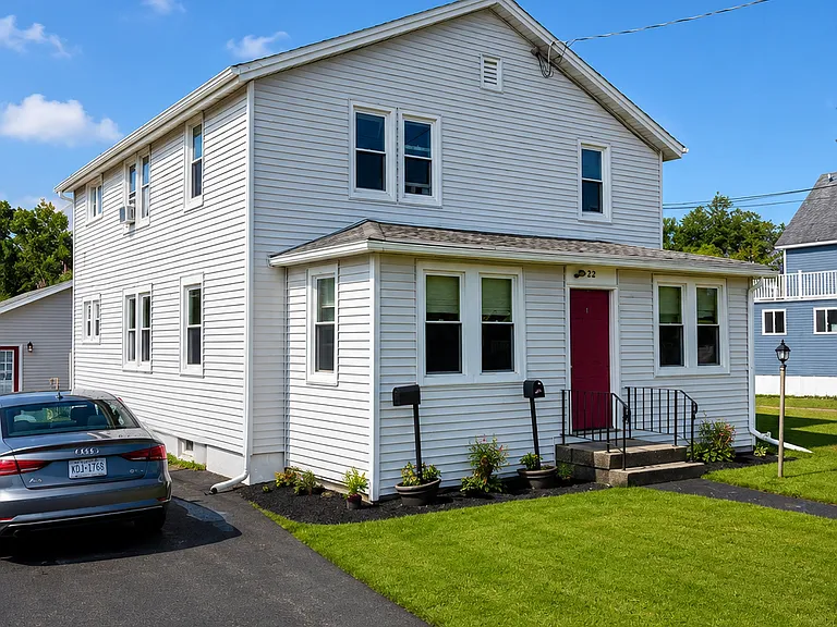 22 Neptune St #1 — Photo 2