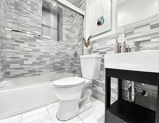 5th image of 350 Manhattan Ave APT 6E